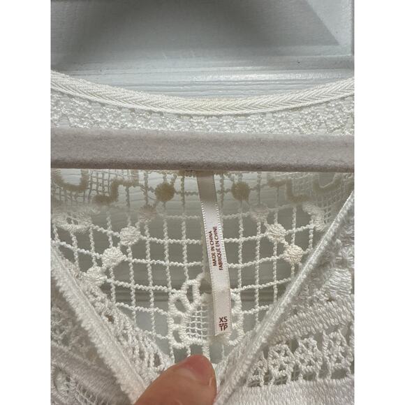 Free People Emily Dress White Crochet Square Neck Tiered Mini Dress Size XS - Picture 9 of 10